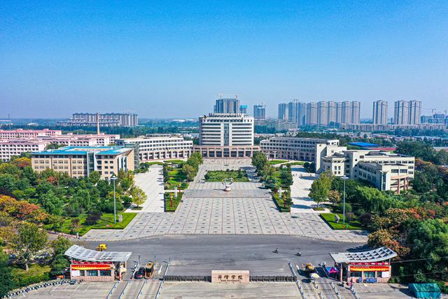 跨越幾十年,同一地點照片對比,看菏澤71年的變化