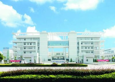 電大平湖學(xué)院2022年春季招生火熱進(jìn)行中,有這些熱門專業(yè)